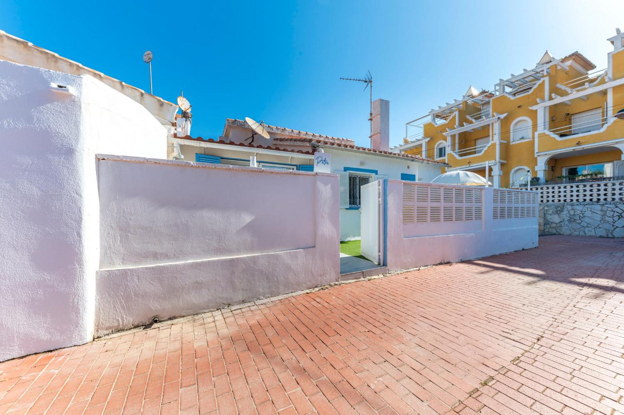 Petra Villa Denia Exteriör bild